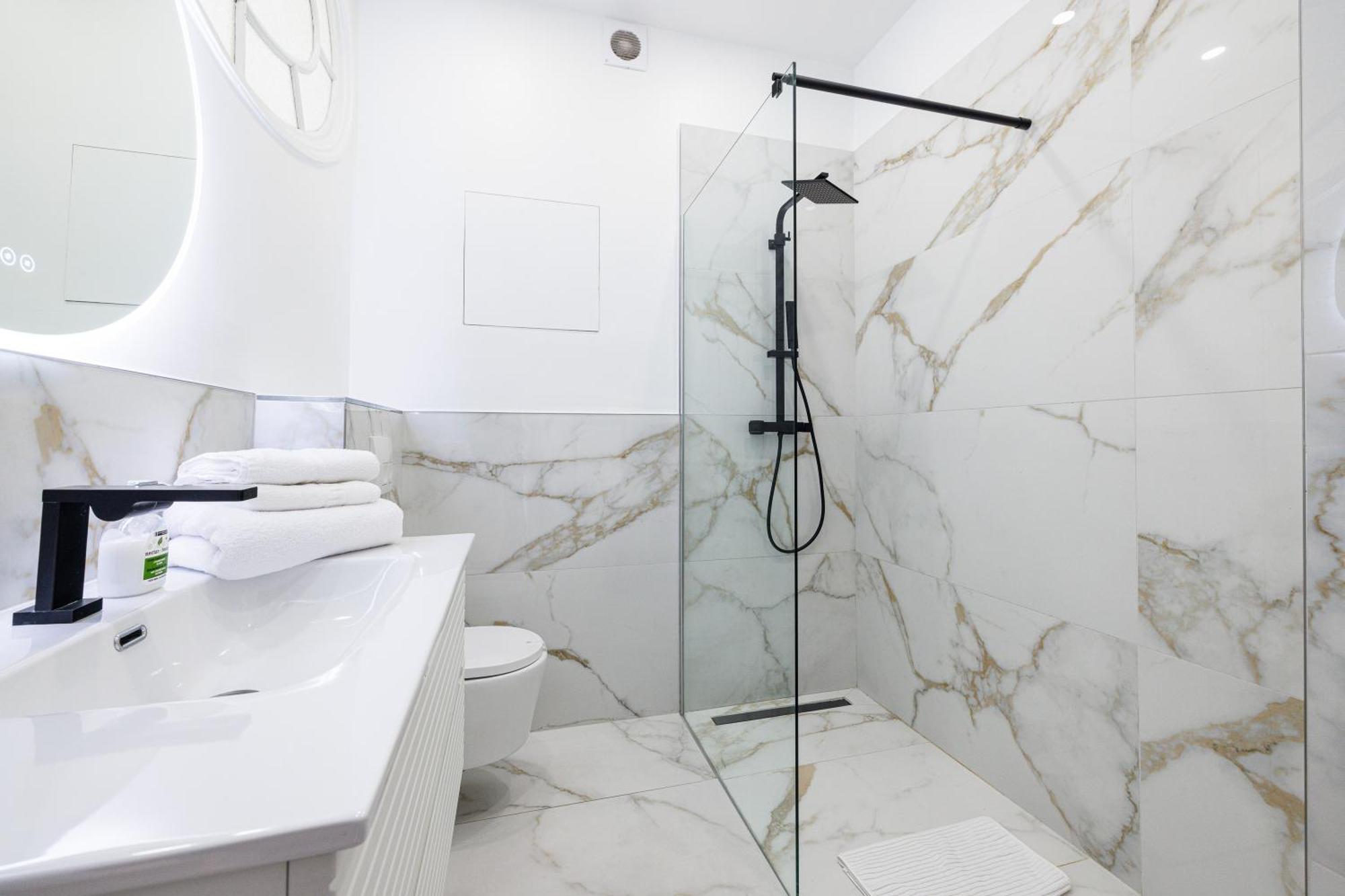 Vacances Au Palace - Happy Rentals Menton Ngoại thất bức ảnh
